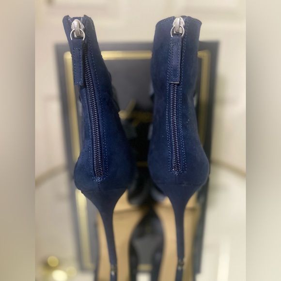 💙GOOD CONDITION!💙 Data by Zendaya | Size: 9 | Blue Denim | Height: 3.5 in. - Picture 11 of 15